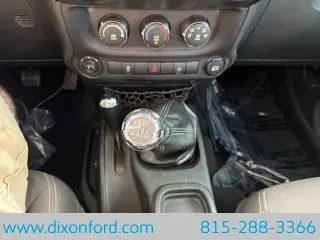 Jeep Wrangler 2017 4x4 Rubicon 2p SUV