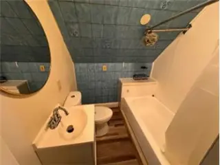 Propiedad de alquiler con 5 dormitorios y 2 baños en Milwaukee