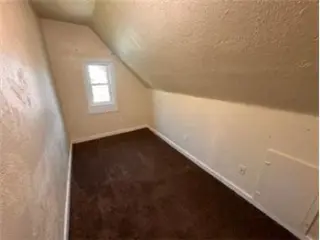 Propiedad de alquiler con 5 dormitorios y 2 baños en Milwaukee