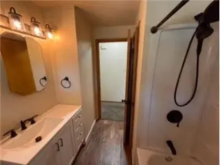 Propiedad en alquiler con 3 dormitorios y 1 baño en South Milwaukee