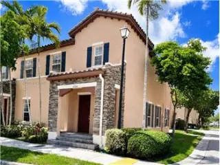 Propiedad en alquiler con 4 dormitorios y 3 baños en Miami