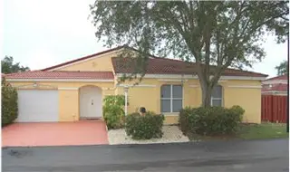 Propiedad en alquiler con 3 dormitorios y 2 baños en Miami