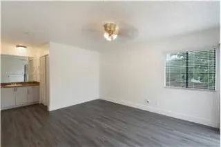 Propiedad en alquiler con 3 dormitorios y 2.5 baños en Miami