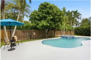 Propiedad en alquiler con 4 habitaciones y 3 baños en Palmetto Bay