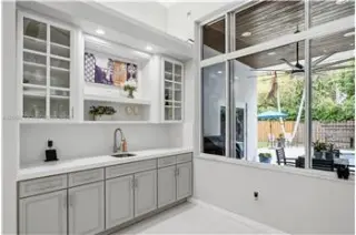 Propiedad en alquiler con 4 habitaciones y 3 baños en Palmetto Bay