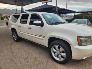 Chevrolet Suburban 2008