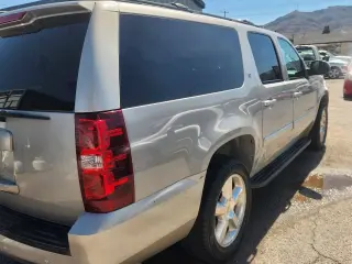 Chevrolet Suburban 2007
