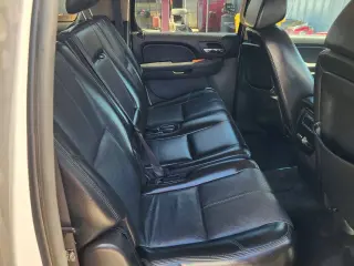Chevrolet Suburban 2007