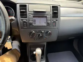 Nissan Versa 2012