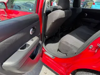 Nissan Versa 2012