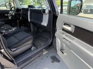 Toyota FJ Cruiser 2013