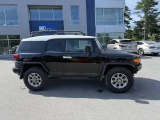 Toyota FJ Cruiser 2013