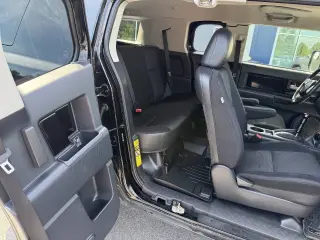Toyota FJ Cruiser 2013
