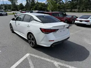 Nissan Sentra 2023