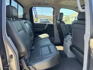 Nissan Titan 2004