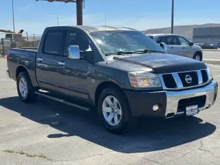 Nissan Titan 2004