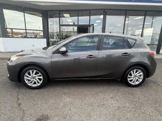 Mazda Mazda3 2013