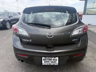 Mazda Mazda3 2013