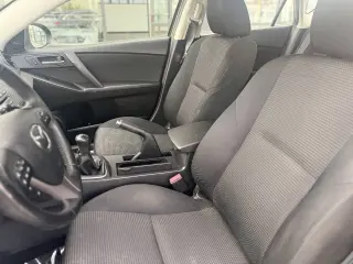 Mazda Mazda3 2013