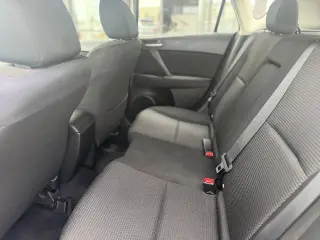Mazda Mazda3 2013