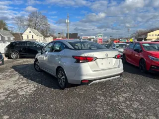 Nissan Versa 2021