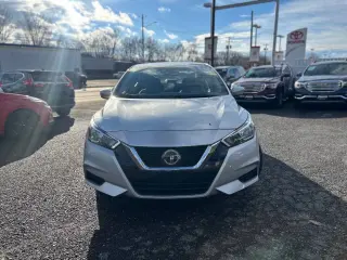 Nissan Versa 2021