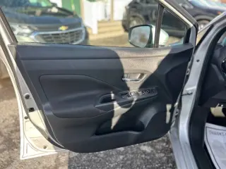 Nissan Versa 2021