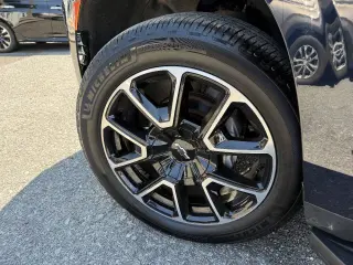 Chevrolet Suburban 2021