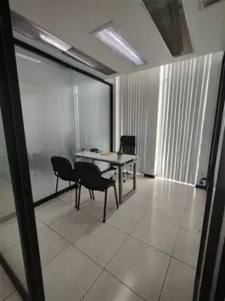 Oficinas con servicios amuebla