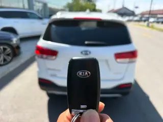 Kia Sorento 2017 AWD EX V6 4p SUV
