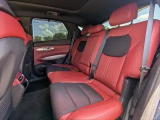 Genesis GV70 2022 4x4 2.5T Standard SUV 4p