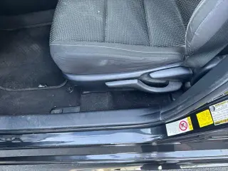 Scion iM 2016 Hatchback 4p 6P