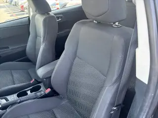 Scion iM 2016 Hatchback 4p 6P
