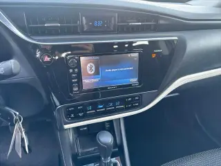Scion iM 2016 Hatchback 4p 6P