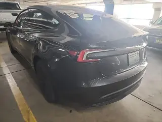 Tesla Model 3 2025 Long Range 4p Fastback