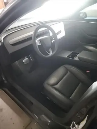 Tesla Model 3 2025 Long Range 4p Fastback