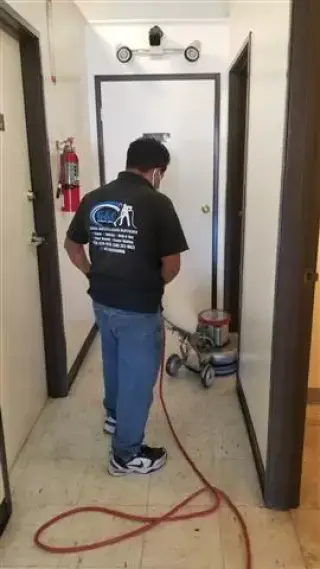 lavado de alfombra y pisos