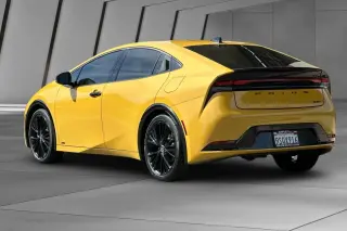 Toyota Prius 2025 AWD Nightshade 4p Hatchback