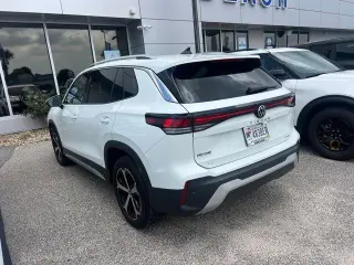 Volkswagen Tiguan 2025 AWD SE 4Motion 4p SUV