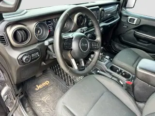 Jeep Wrangler Unlimited 2019 4x4 Sport 4p SUV