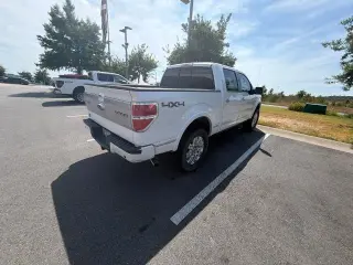 Ford F-150 2014 4x4 Platinum 4p SuperCrew Estilo lateral 5.5 pies BA
