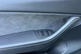 Tesla Model Y 2022 AWD Performance 4p Crossover