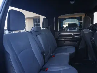 Ram 2500 2024 4x4 Big Horn 4p. Cabina Extendida 8 ft. Camioneta Pesada