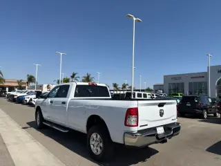 Ram 2500 2024 4x4 Big Horn 4p. Cabina Extendida 8 ft. Camioneta Pesada