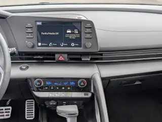Hyundai ELANTRA 2026 SEL Sport 4dr Sedan