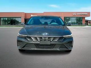 Hyundai ELANTRA 2024 SEL 4p Sedan