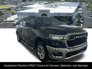 Ram 1500 2025 4x2 Big Horn 4p. Cabina de Tripulación Grande 5.6 ft. SB Camioneta