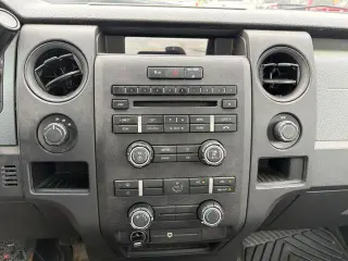 Ford F-150 2011 4x4 XL 2dr Cab Estándar Estilo Lateral 8 pies de LB