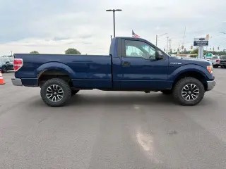 Ford F-150 2011 4x4 XL 2dr Cab Estándar Estilo Lateral 8 pies de LB