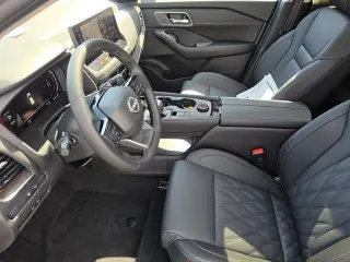 Nissan Rogue 2026 AWD Platinum 4p Crossover
